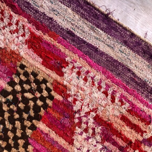 Vibrant Boucherouite Ourika Handmade Moroccan Rug - 8.7 ft x 5.5 ft - Picture 4 of 5